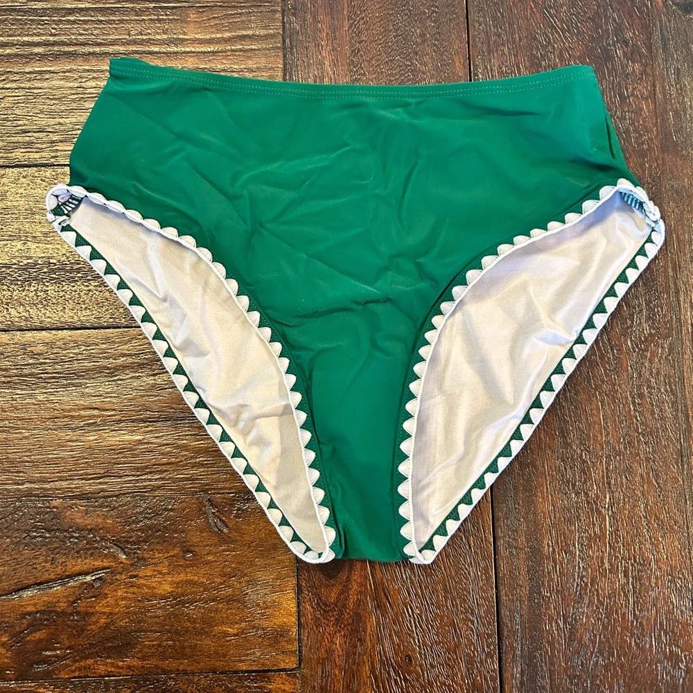 Green Tankini Swimsuit, V Neck Push Up Top, High Waisted Bottom - Picture 9 of 15